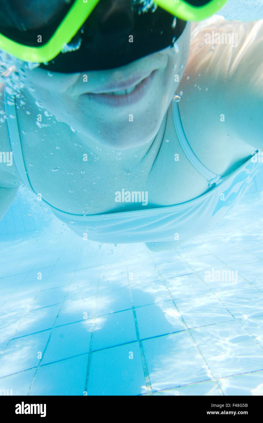 Frau in einem Schwimmbad, Ägypten. Stockfoto