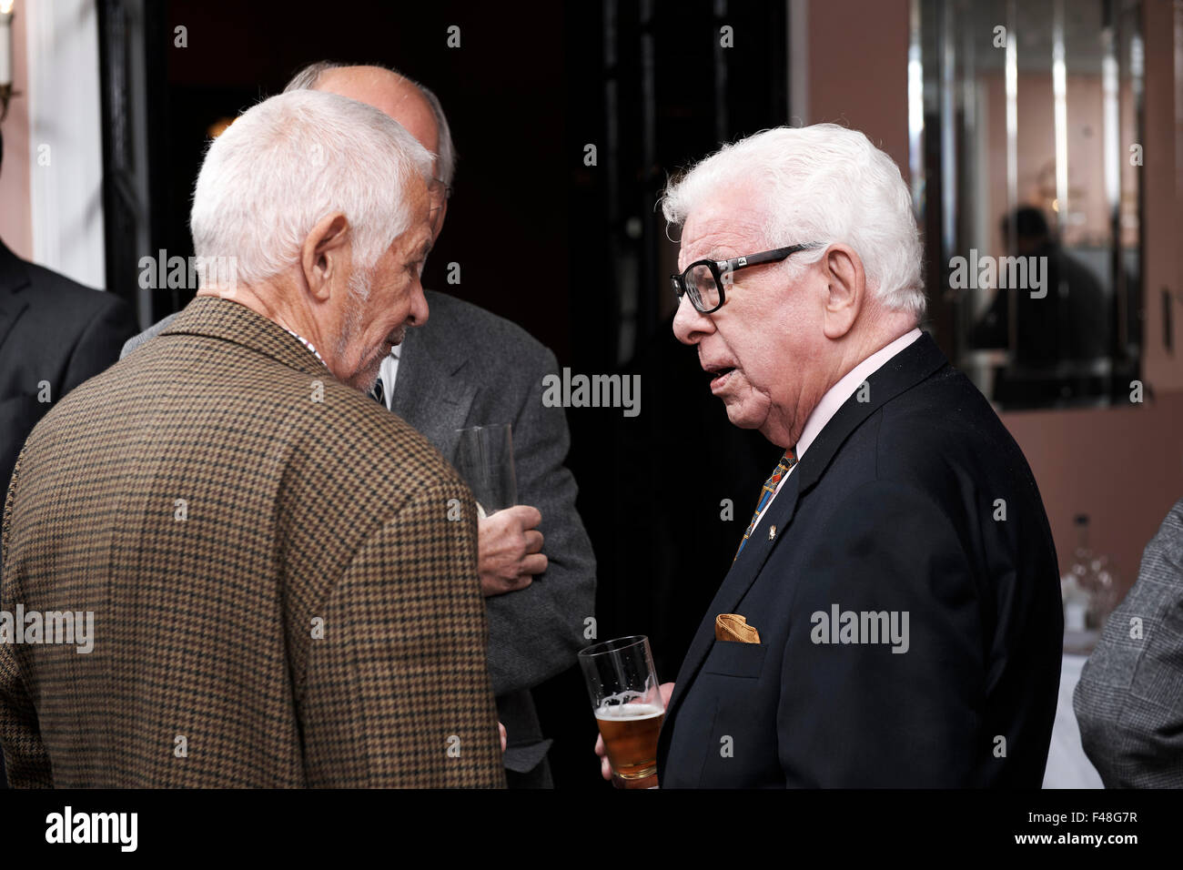 Barry Cryer, Oldie literarisches Mittagessen 13.10.15 Stockfoto