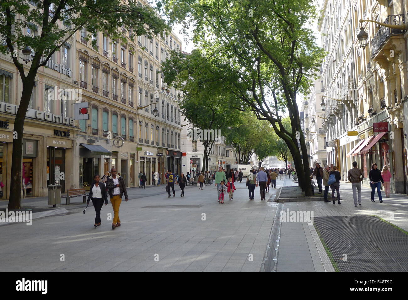 Rue lyon Fotos und Bildmaterial in hoher Auflösung Alamy