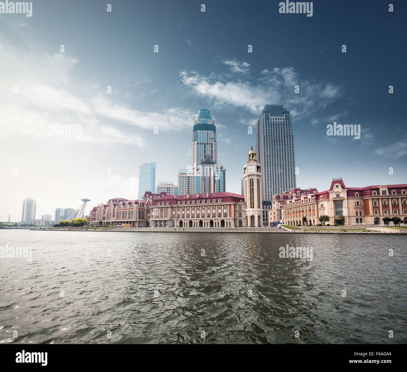 Stadt der schönen Uferpromenade Stockfoto