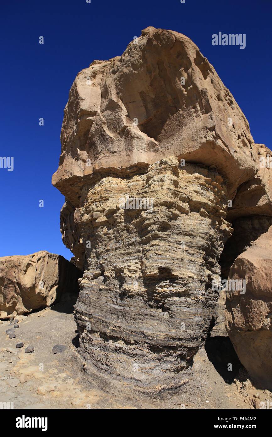 Nationalpark Ischigualasto Zentralargentinien Rock blauer Himmel beeindruckende Natur tiefblauen Himmel Parque Nacional Ischigualasto einzigartig Stockfoto