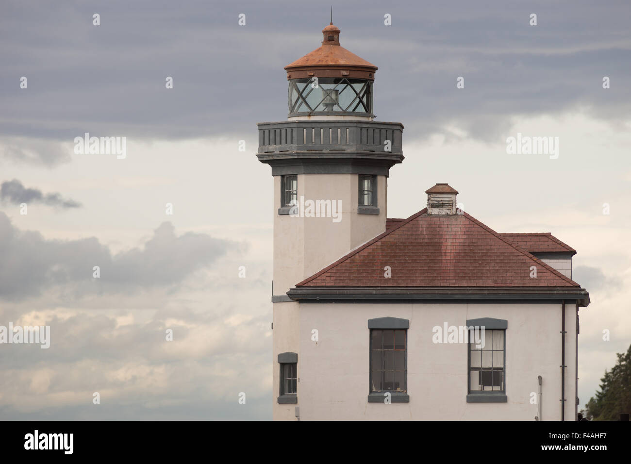 Das zeitlose Design des historischen nautischen Leuchtturm Leuchtfeuer Stockfoto