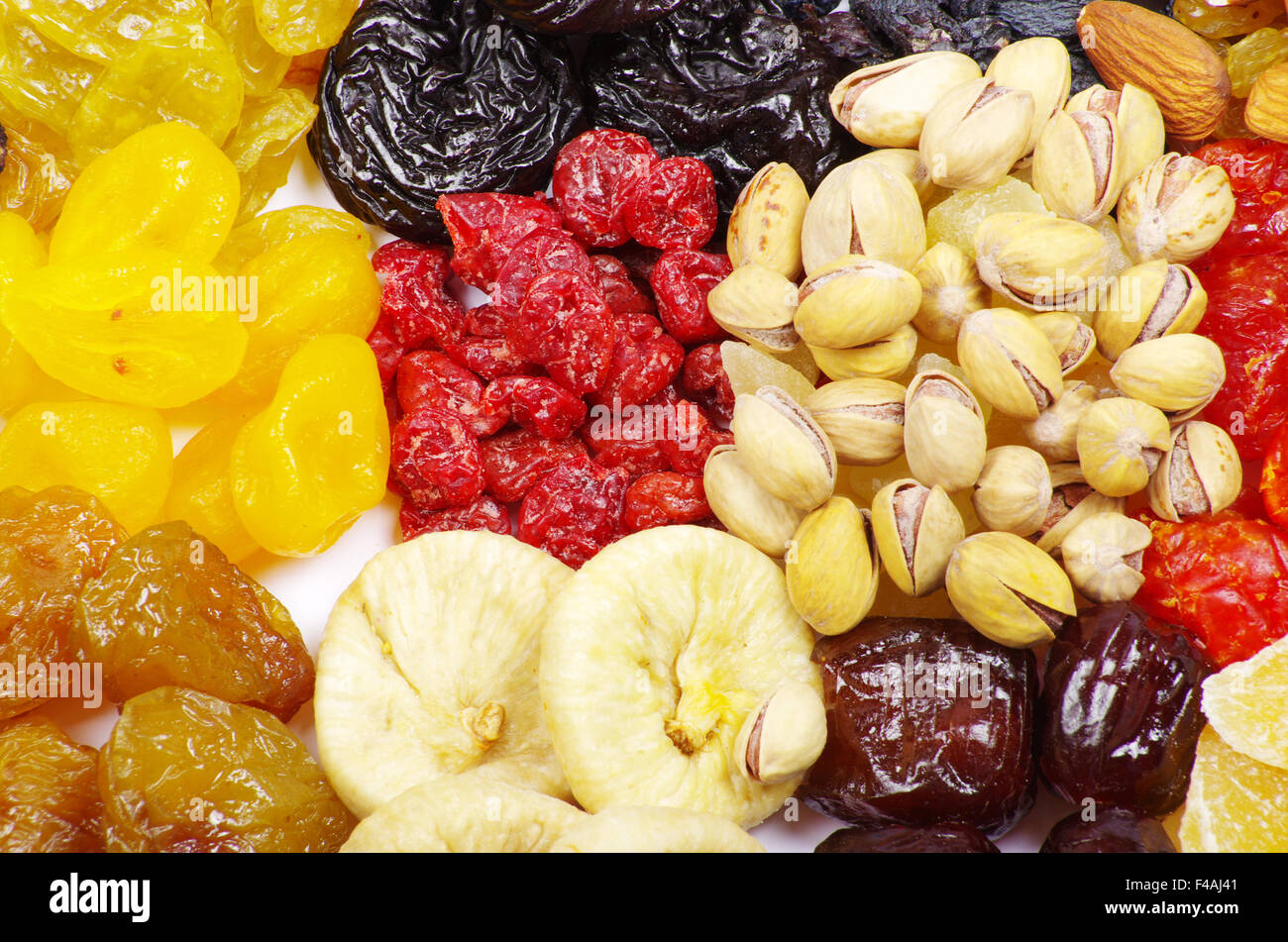 Getrockneten Früchten und Nüssen, Brot und Weizen, menschliche Nahrung, Green Food, Welternährung, Diät-Konzept Stockfoto