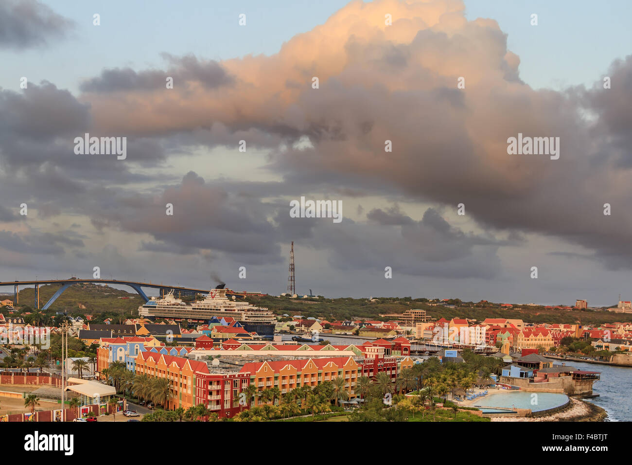 Curacao bei Sonnenuntergang Niederländische Antillen Stockfoto