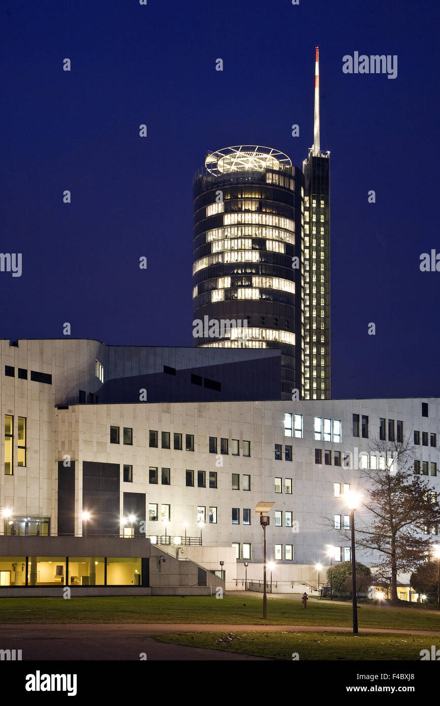 Aalto-Theater und RWE-Turm, Essen, Deutschland Stockfoto