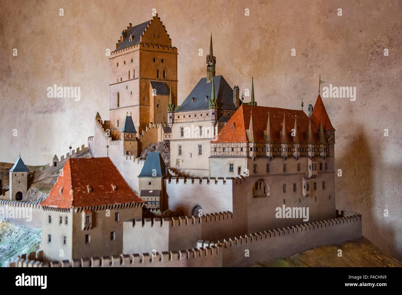 Replika Modell der Burg Karlstein, Hrad Karlštejn Burg Karlstein ist