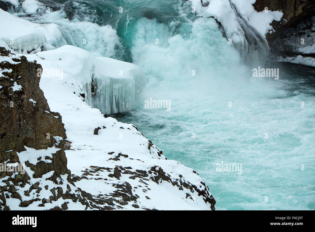 Nahaufnahme von gefrorenen Wasserfall Godafoss in Island, Winter Stockfoto