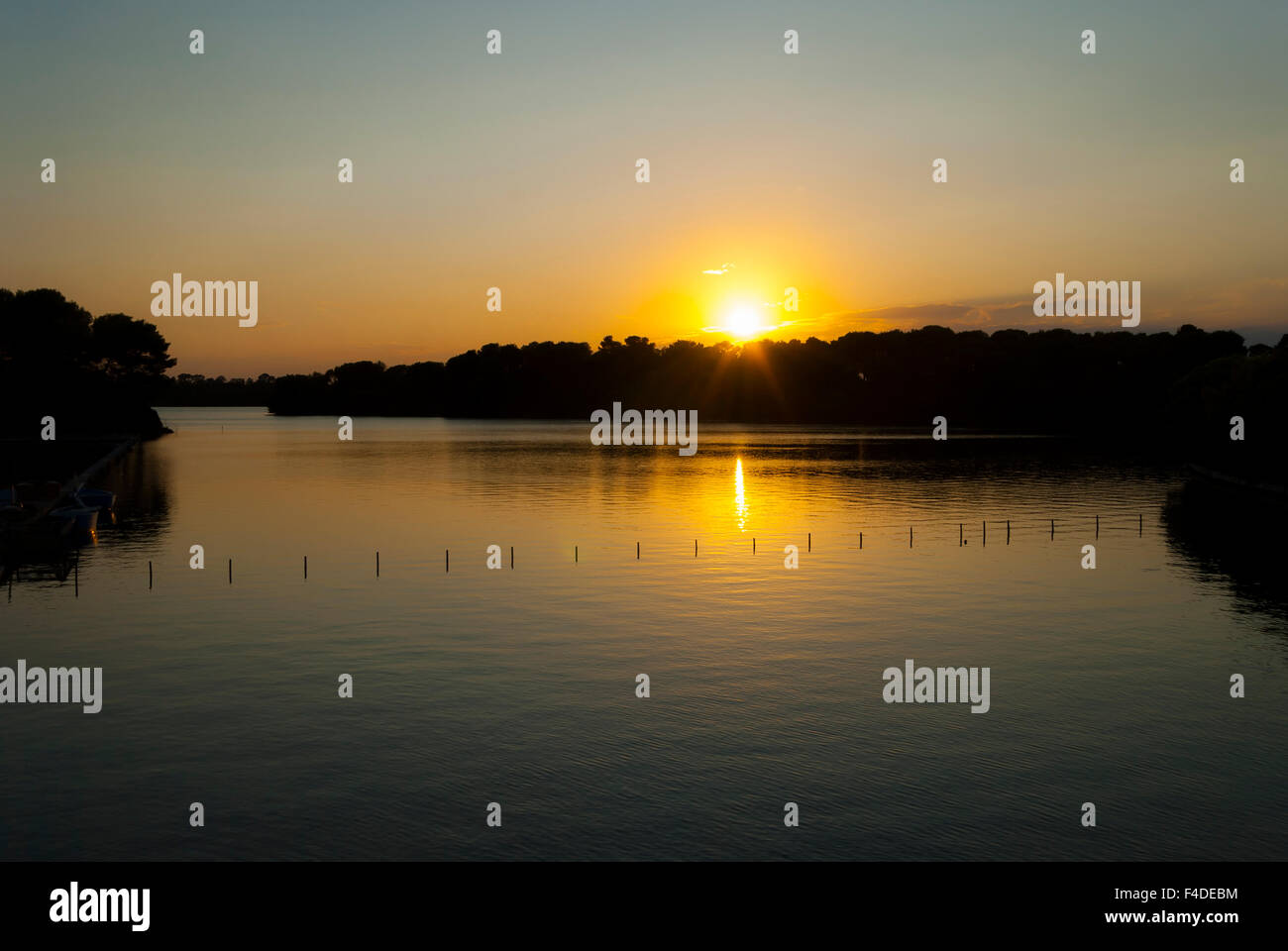 Sonnenuntergang auf dem Alimini See in Otranto, Italien, Apulien Stockfoto