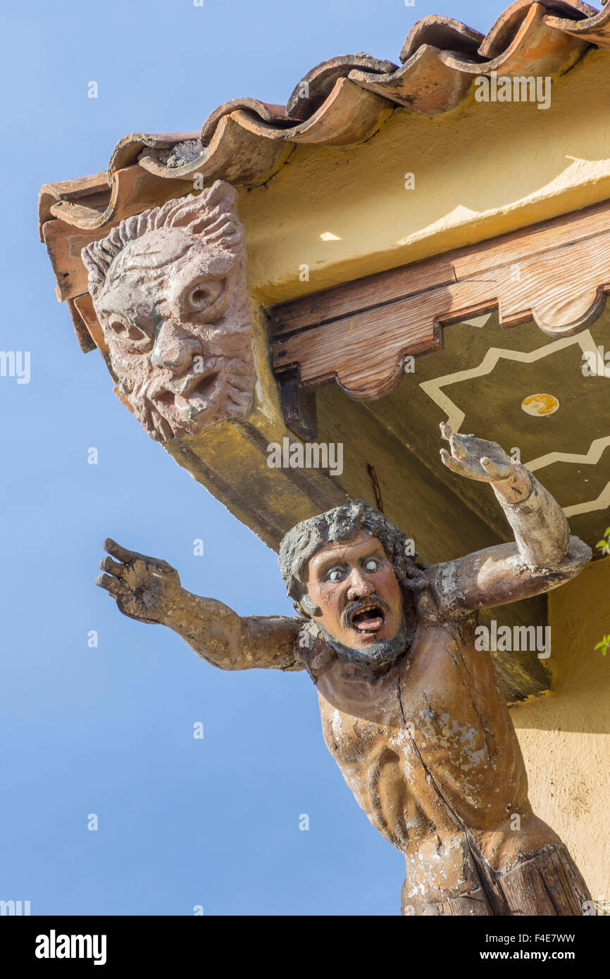 Mexiko, San Miguel de Allende. Gargoyle auf den Aufbau von Traufe. Kredit als: Don Paulson / Jaynes Galerie / DanitaDelimont.com Stockfoto