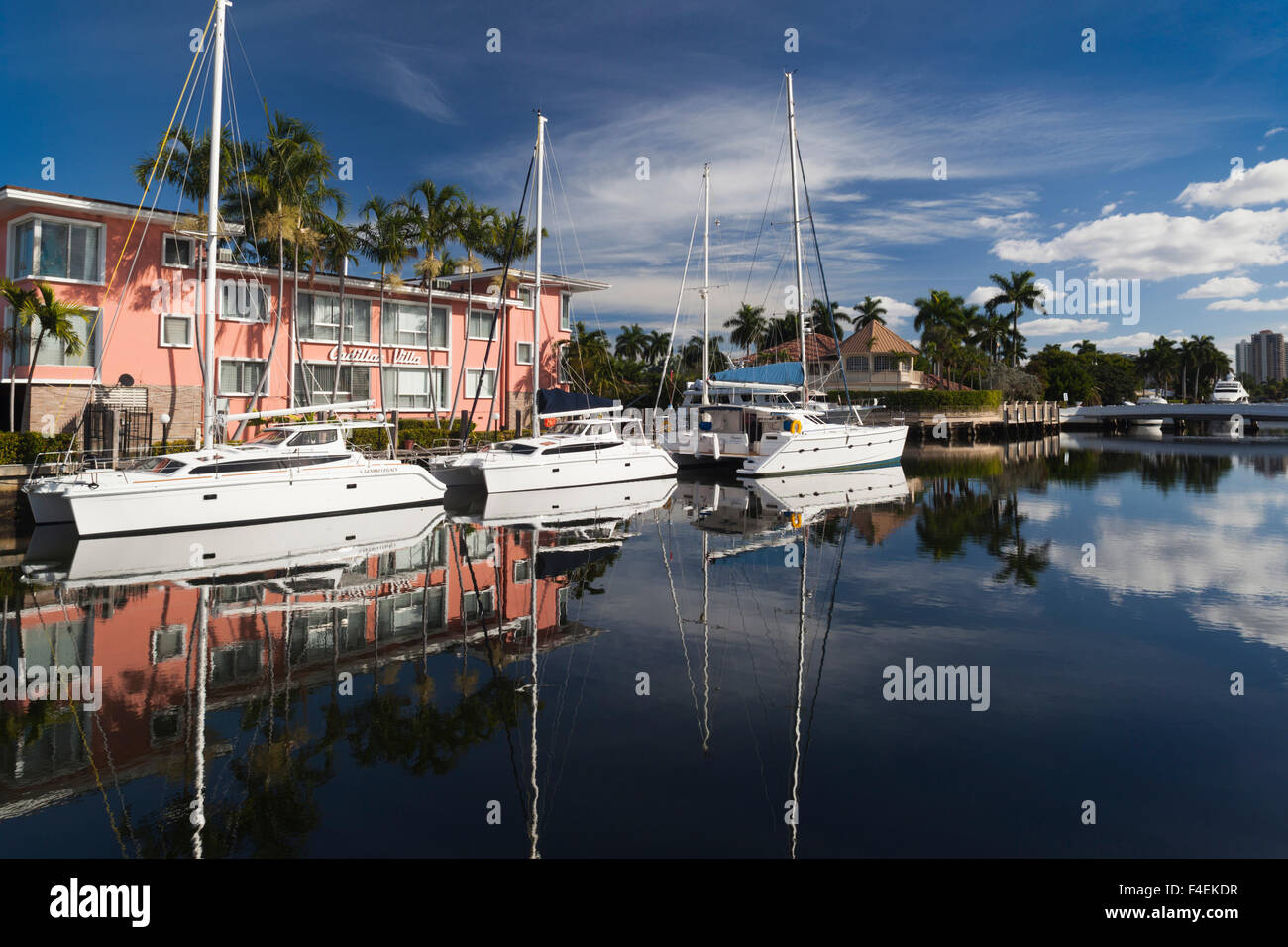 USA, Florida, Fort Lauderdale, Yachten Kanal Las Olas Boulevard entlang. Stockfoto