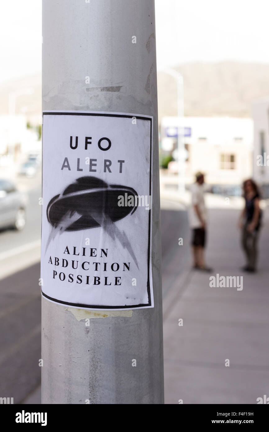 Warnzeichen für UFOs, Wahrheit oder Konsequenzen, New Mexico, USA. Stockfoto