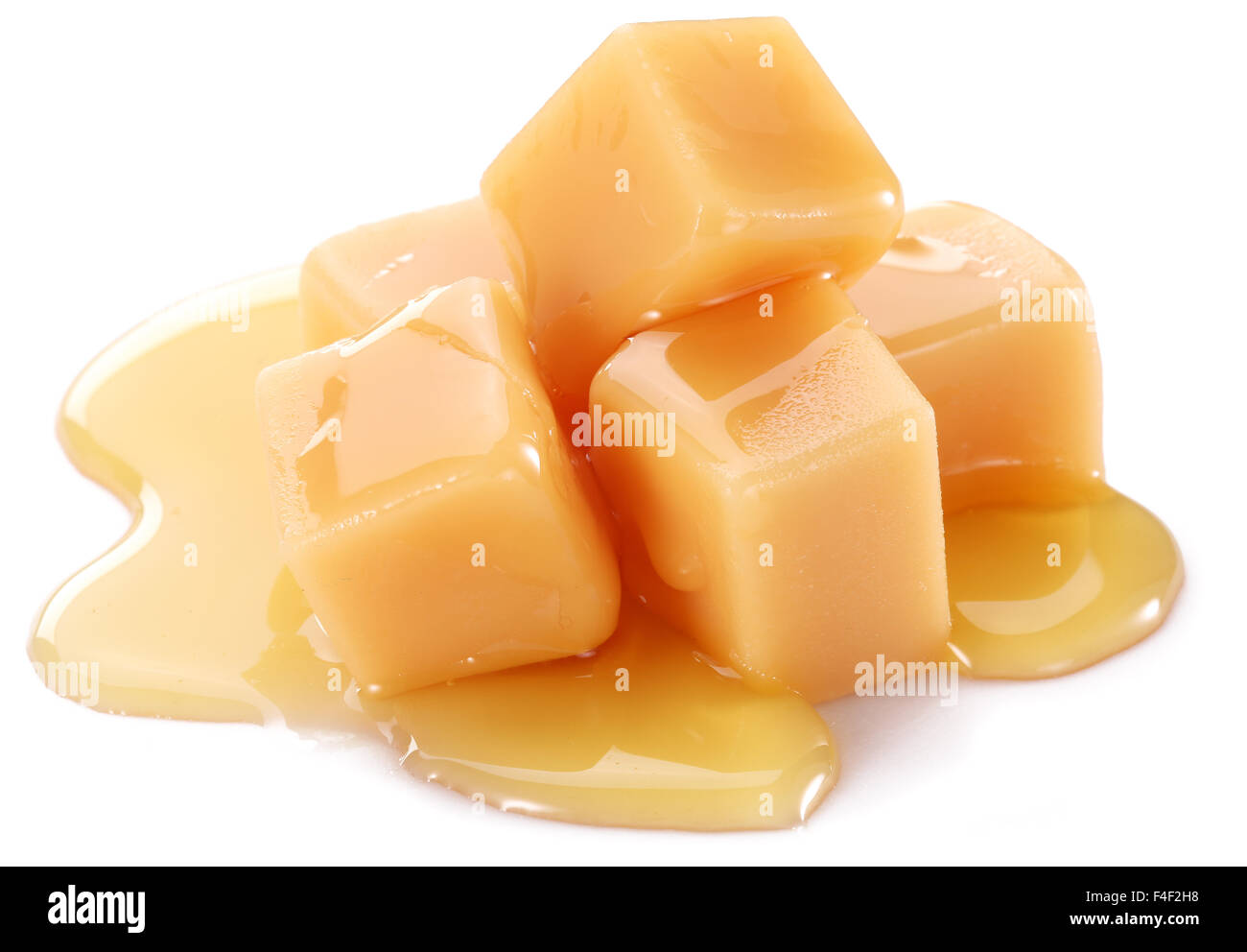 Süßen Karamell Bonbons auf dem weißen Hintergrund. Stockfoto
