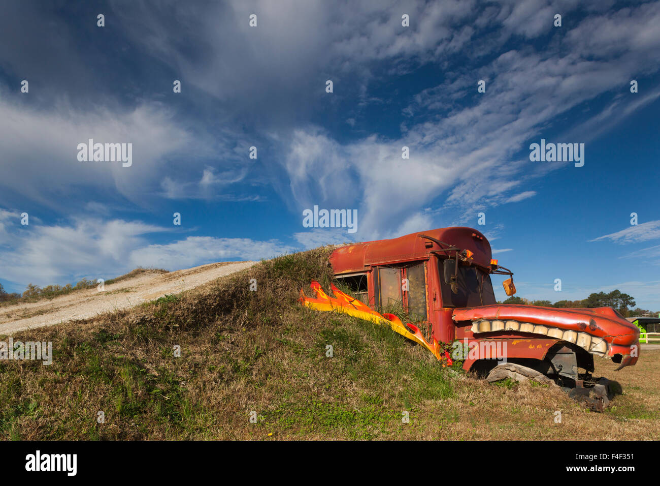 North Carolina, Pappel Branch, von Digger Dungeon, Heimat der Grave Digger Monstertrucks, Monster-Truck-Hindernis-Parcours Stockfoto