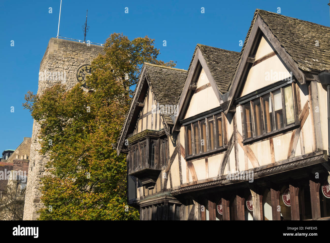 Ein Besuch in der historischen Universitätsstadt von Oxford Oxfordshire England UK der sächsischen Turm Stockfoto