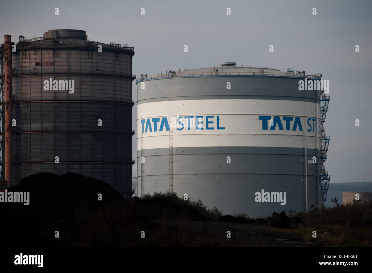 Port Talbot, Wales, UK. 16. Oktober 2015. Jobs bei einer Reihe von TATA Steel Pflanzen erwartet als der Zustrom von billigen Stahl verloren und hohe Energiepreise machen britische Stahlwerke nicht wettbewerbsfähig. Es wird erwartet, dass TATA in Port Talbot, South Wales, nicht beeinträchtigt wird. Bildnachweis: roger tiley/Alamy Live-Nachrichten Stockfoto