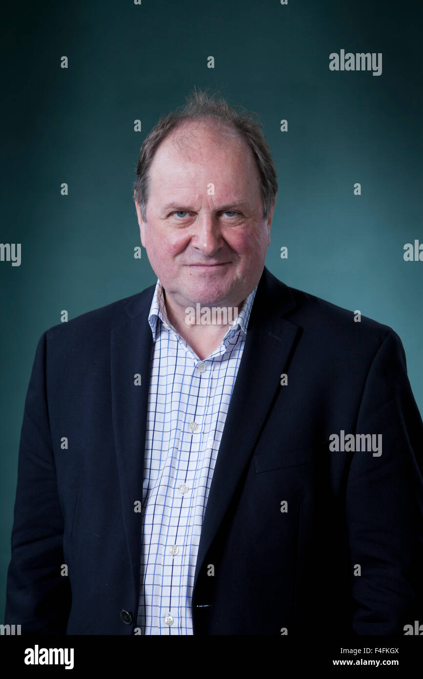 James "Jim" Naughtie radio die britische Moderatorin und Autorin, an das Edinburgh International Book Festival 2015.  Edinburgh, Schottland. 24. August 2015 Stockfoto