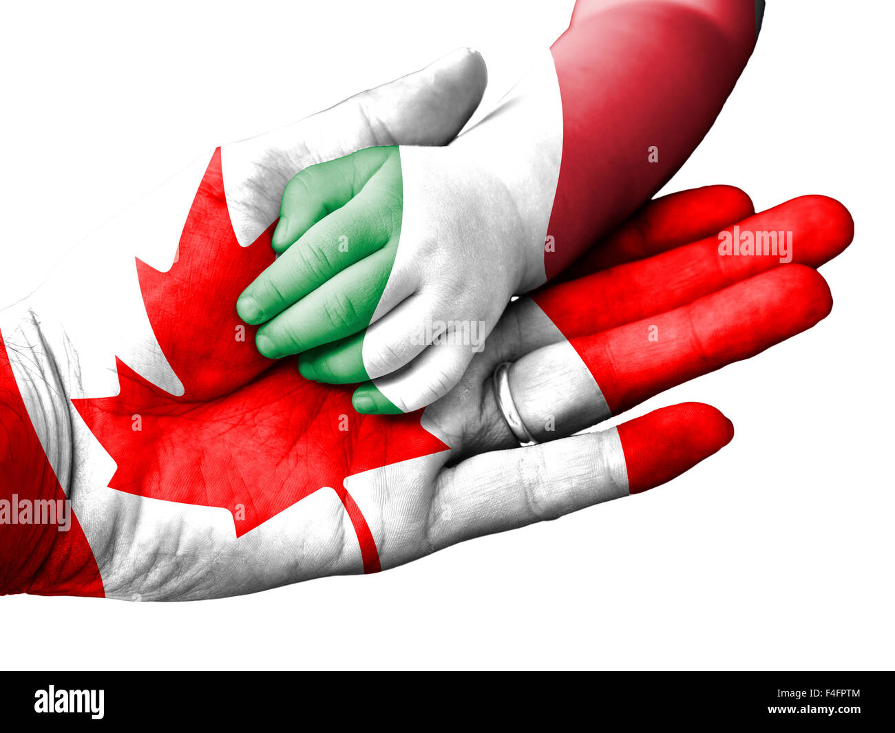 Kanada-Flagge überlagert die Hand eines erwachsenen Mannes im Besitz einer Baby-Hand mit der Flagge Italiens überdruckt Stockfoto