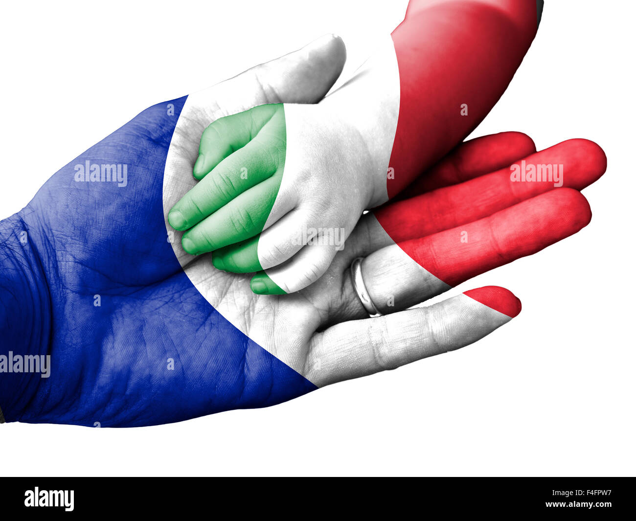 Frankreich Flagge überlagert die Hand eines erwachsenen Mannes im Besitz einer Baby-Hand mit der Flagge Italiens überdruckt Stockfoto