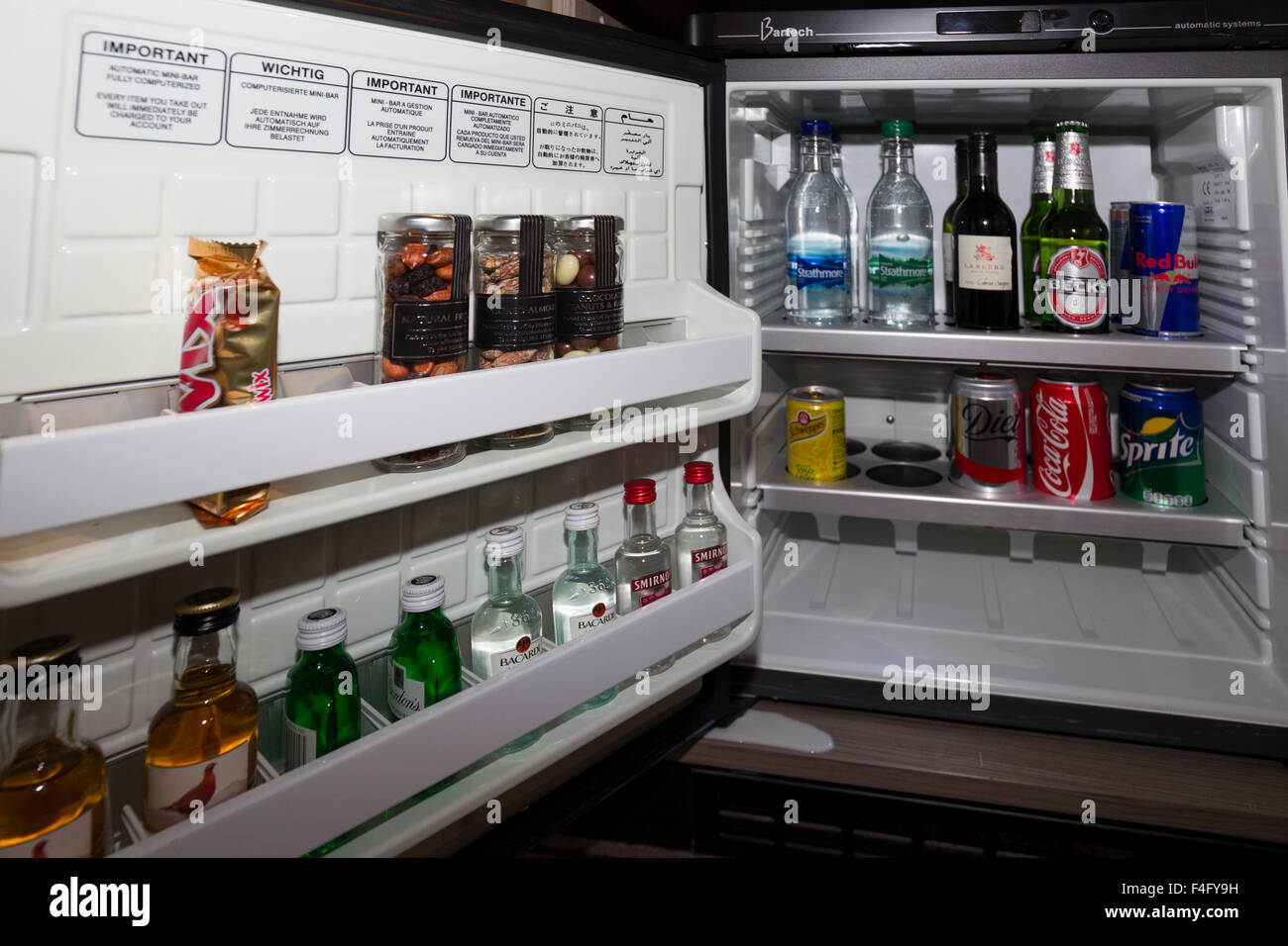 Was ist eine Minibar? Alle Infos zum Minikühlschrank im Hotel