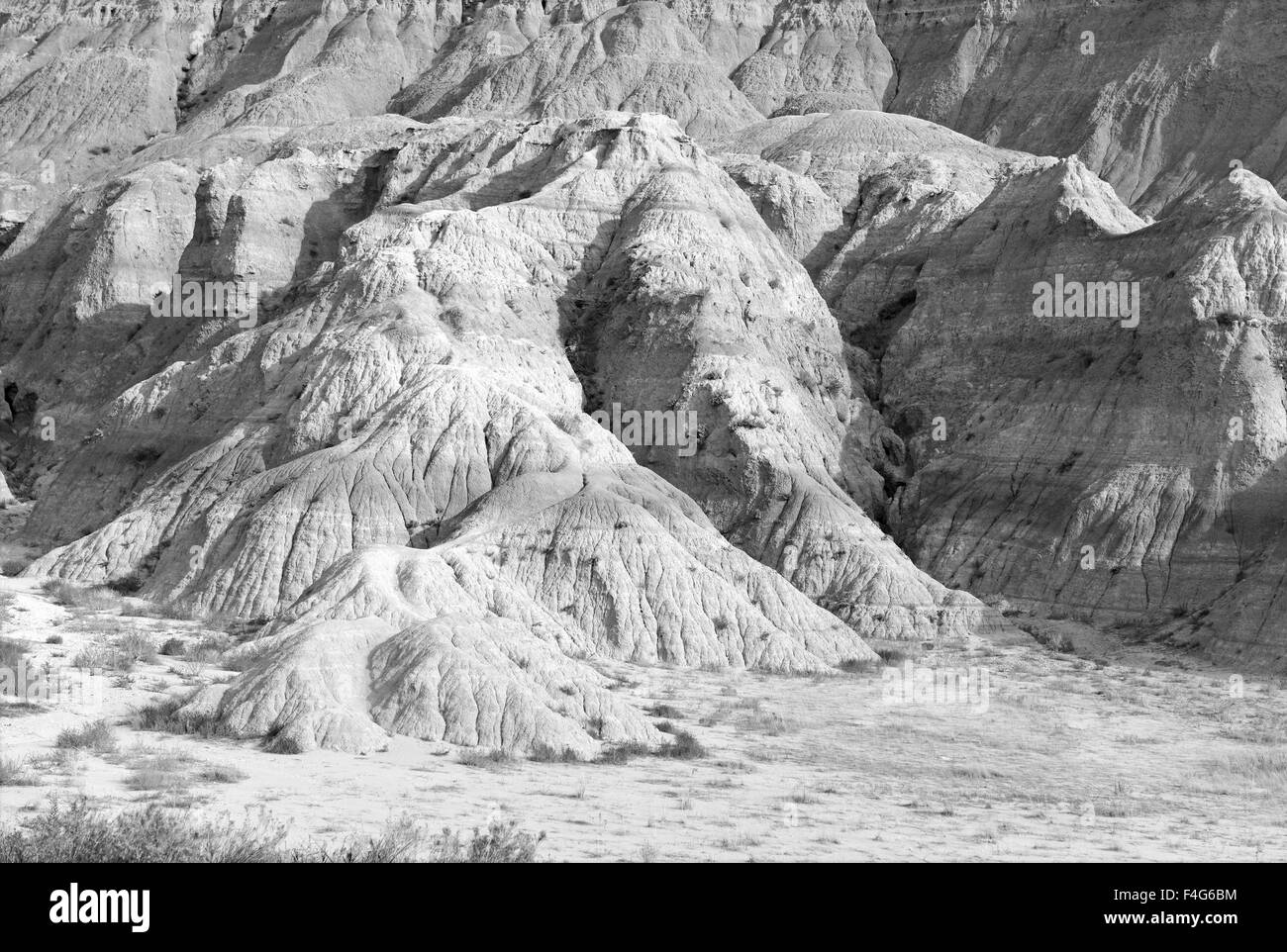 Badlands-Landschaft, geformt durch Ablagerung und Erosion durch Wind und Wasser, enthält einige der reichsten fossilen Betten in der Welt Stockfoto
