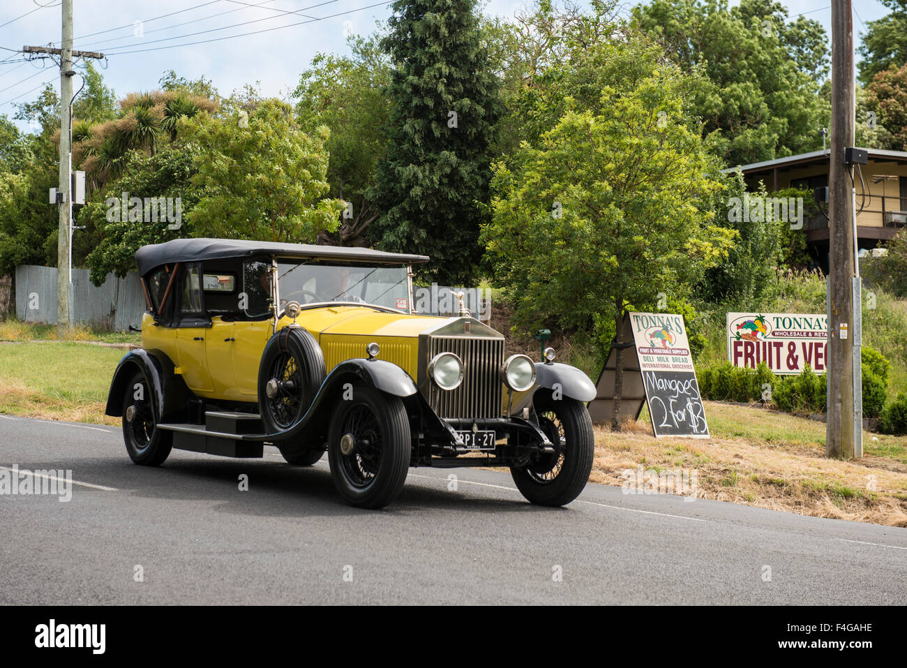 Rolls-Royce Oldtimer unterwegs im Land Victoria, Australien Stockfoto