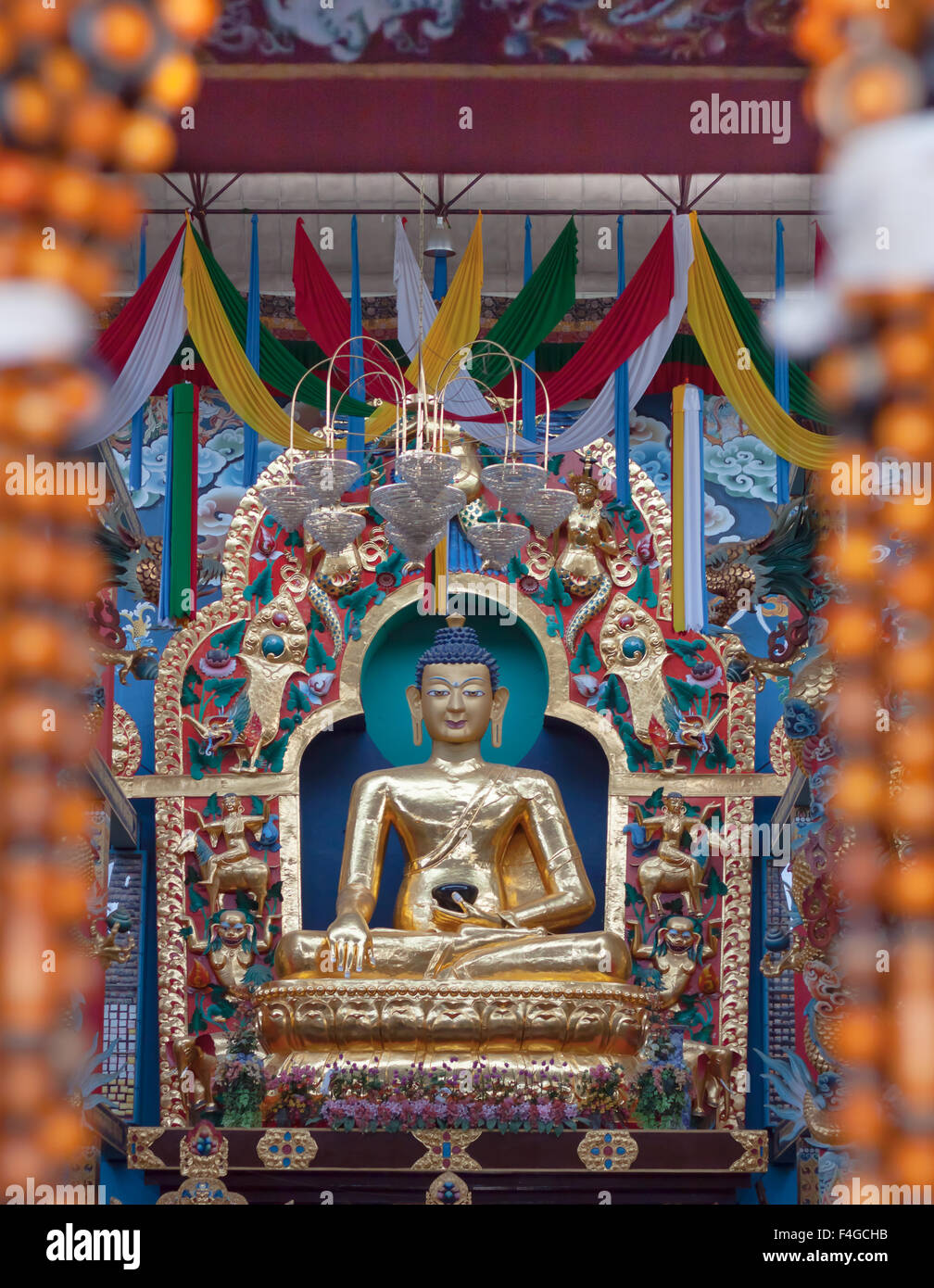 Buddhistische Kultur, Tradition, fromme, Tempel, bunt, blau, golden, heiliger Ort Stockfoto