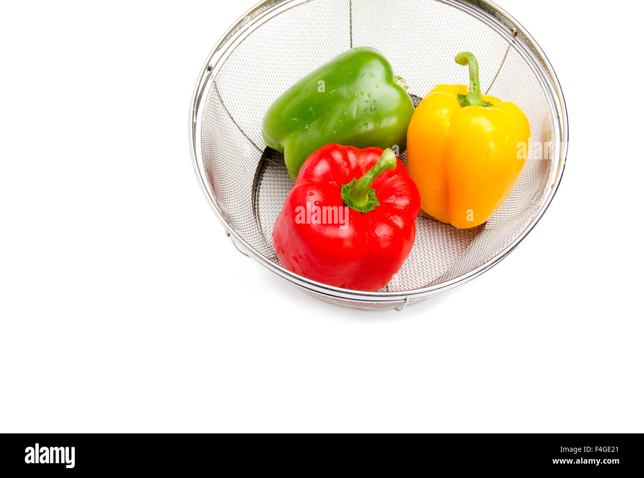 Gruppe von Paprika in eine Küche Sieb Stockfoto