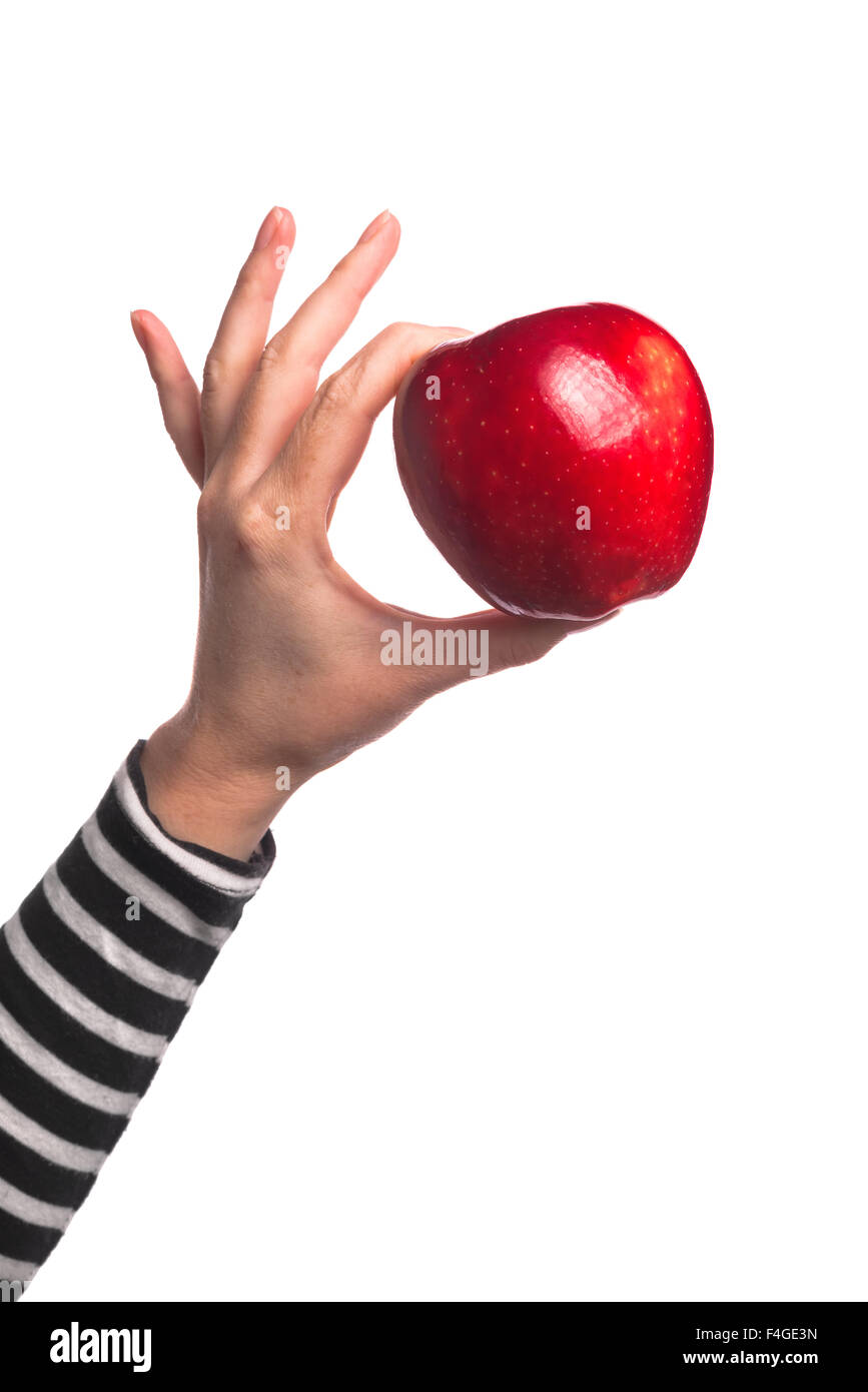 Frau halten leckere Bio rote Apfel delicious, gesunde Ernährung und Diät-Konzept, isoliert auf weißem Hintergrund Stockfoto