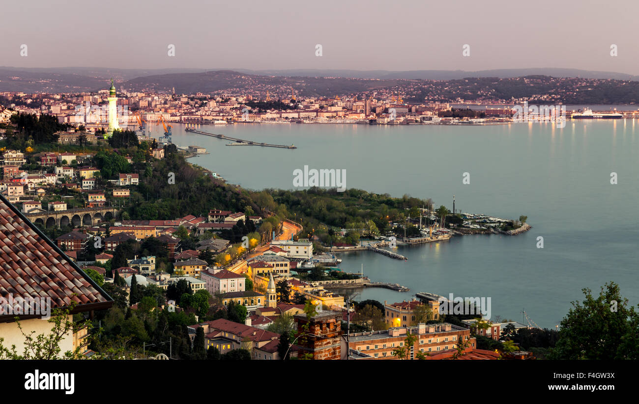 Abend in der Bucht von Triest Stockfoto