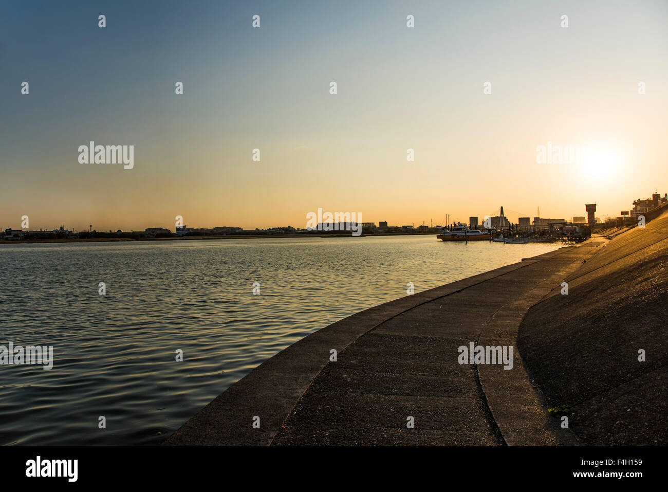 Fischer Hafen, Mündung des Tama-Flusses, Ota-Ku, Tokyo, Japan Stockfoto