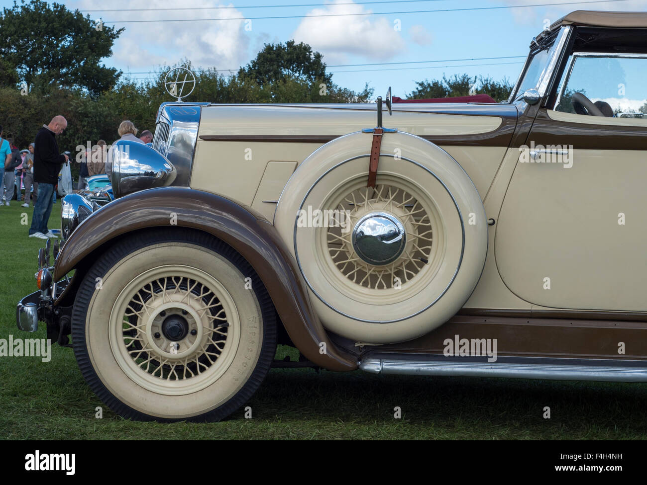Creme und Braun der 1930er Jahre Humber Auto Stockfoto
