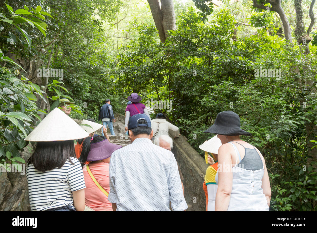 Marmorberge ist eine Ansammlung von fünf Marmor und Kalkstein Hügel befindet sich in Ngu Hanh Sohn Ward, Da Nang Stadt in Vietnam. Stockfoto