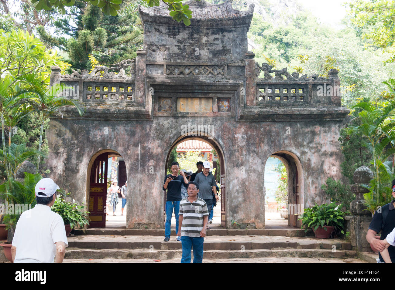 Marmorberge ist eine Ansammlung von fünf Marmor und Kalkstein Hügel befindet sich in Ngu Hanh Sohn Ward, Da Nang Stadt in Vietnam. Stockfoto