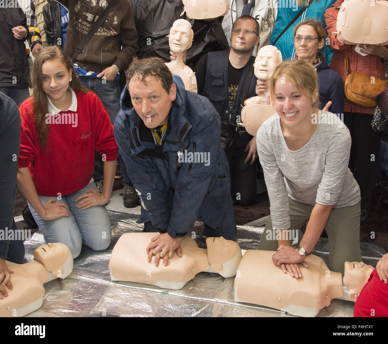 Erste-Hilfe-Veranstaltung mit Dr. Eckart von Hirschhausen in Köln 180815 Featuring: Dr. Eckart von Hirschhausen wo: Köln, Deutschland: 17. August 2015 Stockfoto