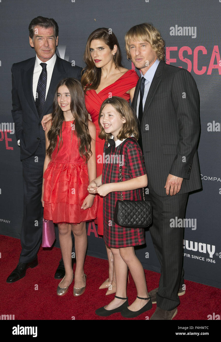 Los Angeles Premiere von "No Escape" im Regal Kinos LA LIVE - Red Carpet Ankünfte Featuring: Sterling Jerins, Lake Bell, Claire Geare, Pierce Brosnan, Owen Wilson Where: Los Angeles, California, Vereinigte Staaten von Amerika bei: 17. August 2015 Stockfoto