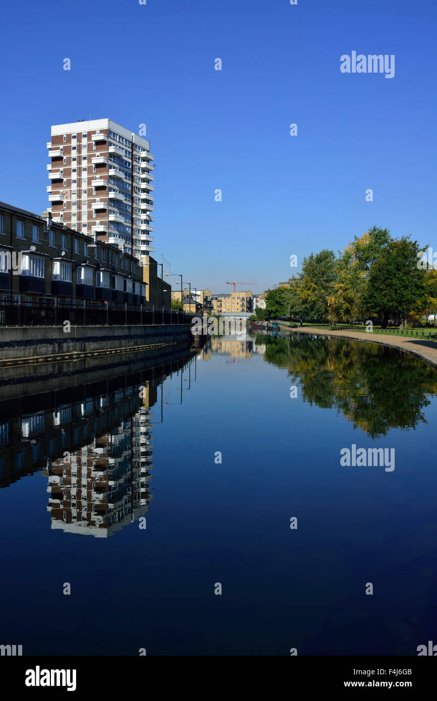 Regent es Canal, Limehouse, Tower Hamlets, East London, Vereinigtes Königreich Stockfoto