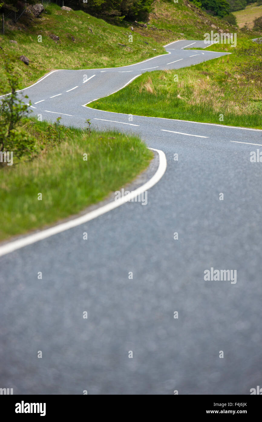 Kurvenreiche Straße, Schottland, Vereinigtes Königreich, Europa Stockfoto