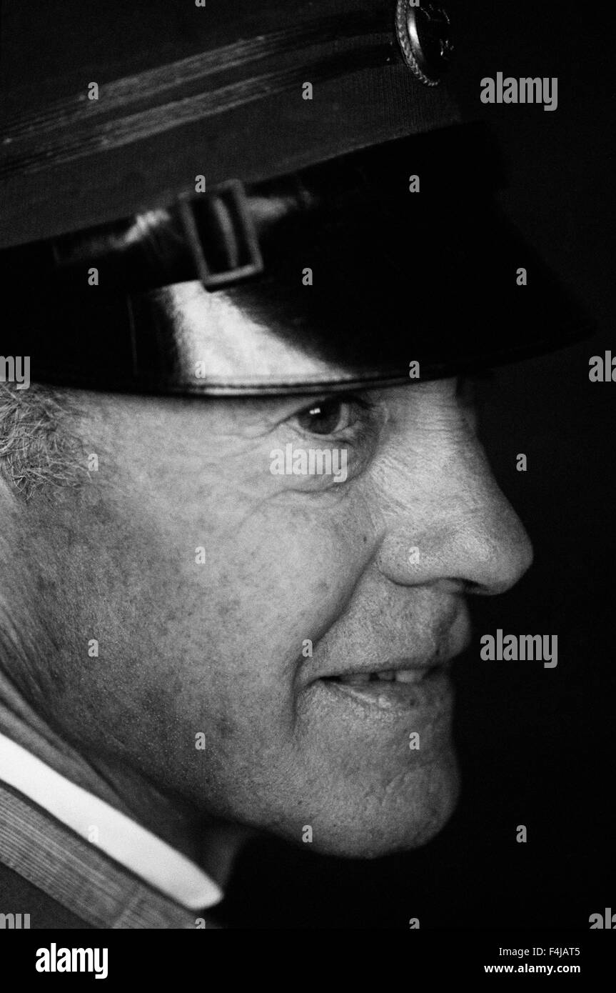 Porträt eines älteren Mannes in Uniform, Schweden. Stockfoto