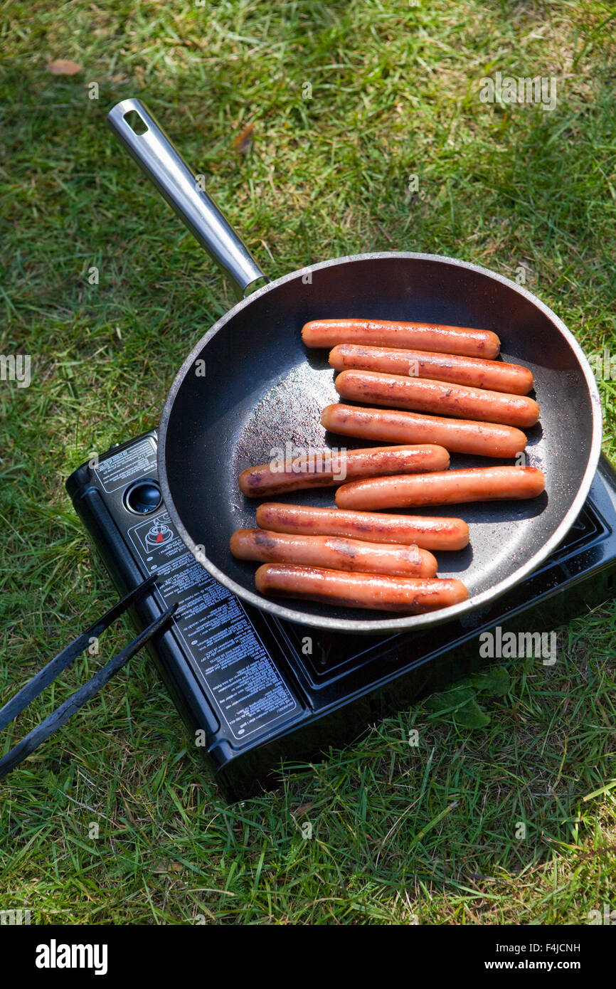 Skandinavien, Schweden, Gotland, Wurst in der Pfanne Stockfoto