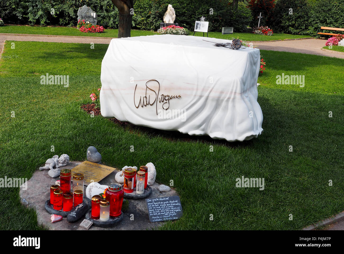 Das Grab von Entertainer Udo Jürgens, österreichisch-schweizerische Komponist und Sänger in der zentrale Friedhof Zentralfriedhof Wien Stockfoto
