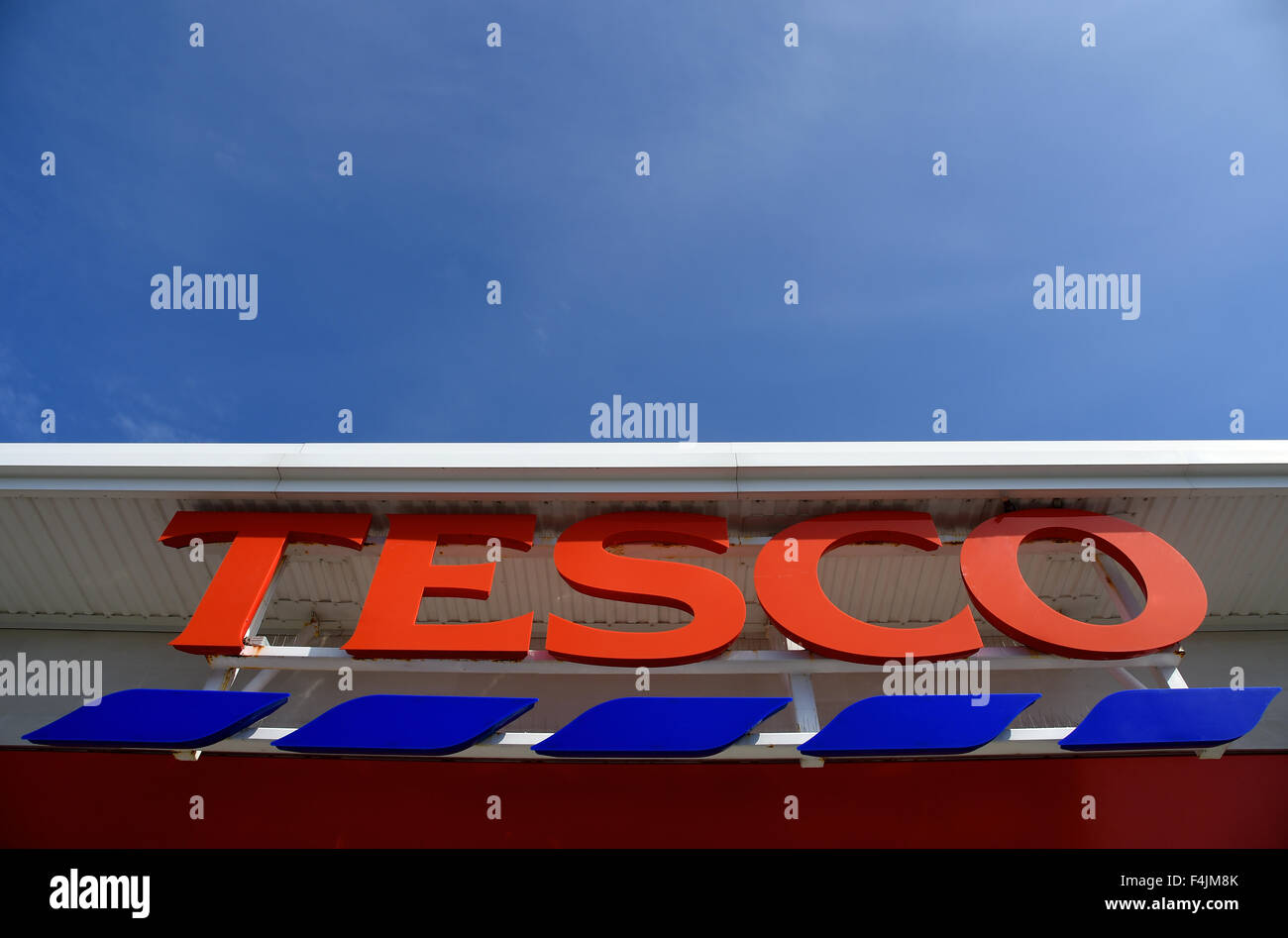 Tesco Supermarkt Zeichen, UK Stockfoto