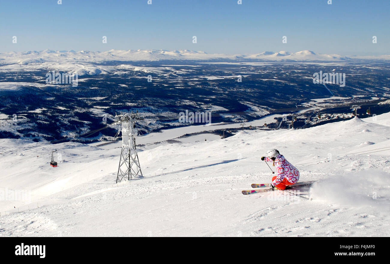 Skifahren im Hochgebirge Stockfoto