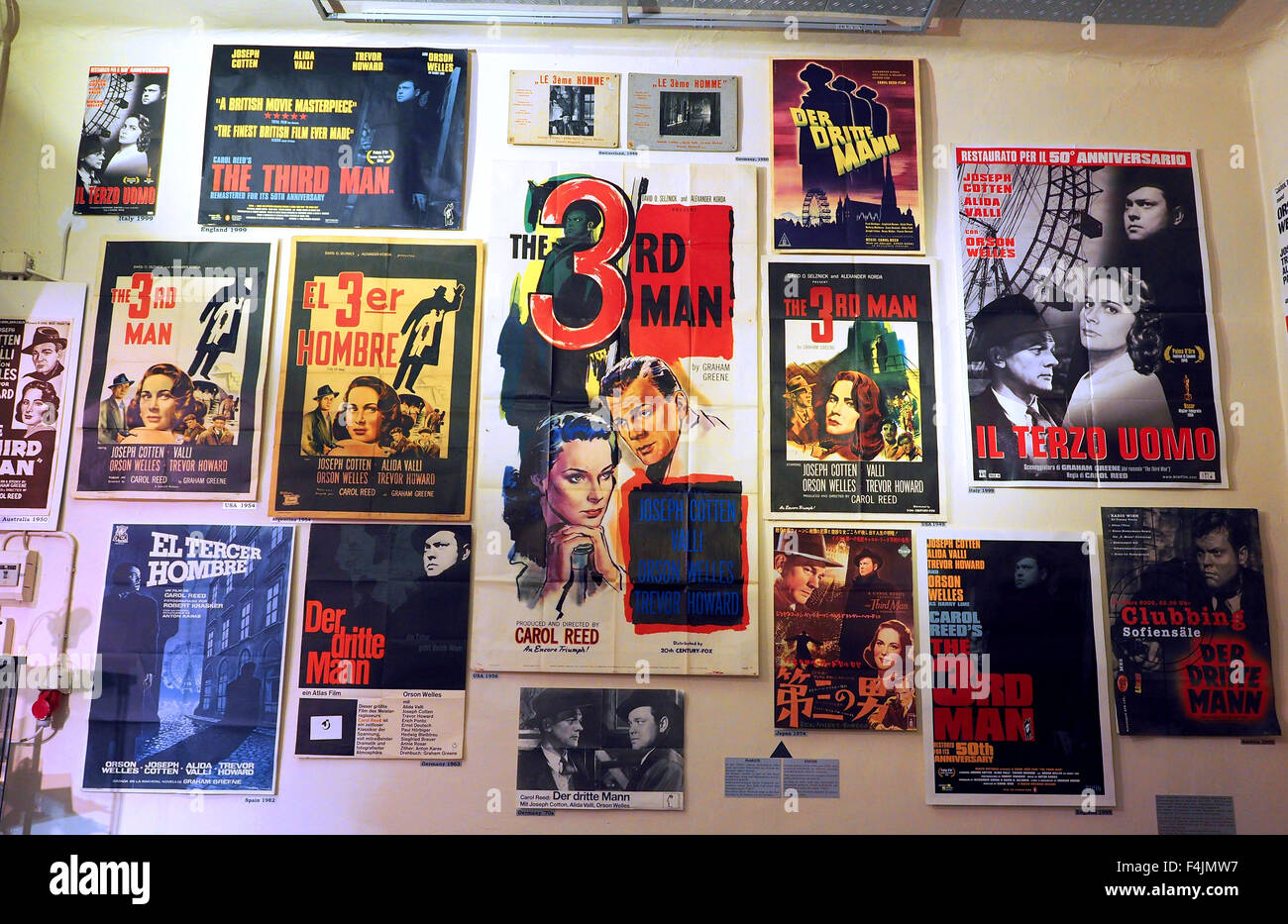 Seltene und original Filmplakate auf dem Display an der dritte Mann-Filmmuseum in Wien, Österreich. Stockfoto