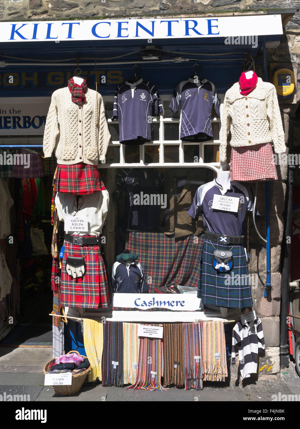 dh Kilt Center THE ROYAL MEILE EDINBURGH Scottish Souvenirshop mit Souvenirläden außerhalb schottlands Stockfoto