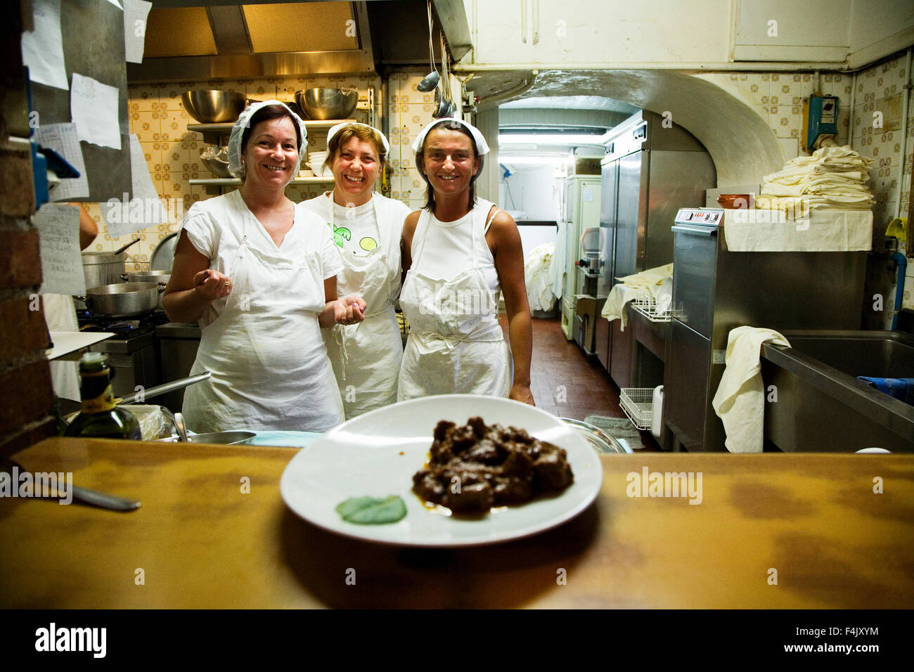 Porträt von Küchenpersonal in einem lokalen restaurant Stockfoto