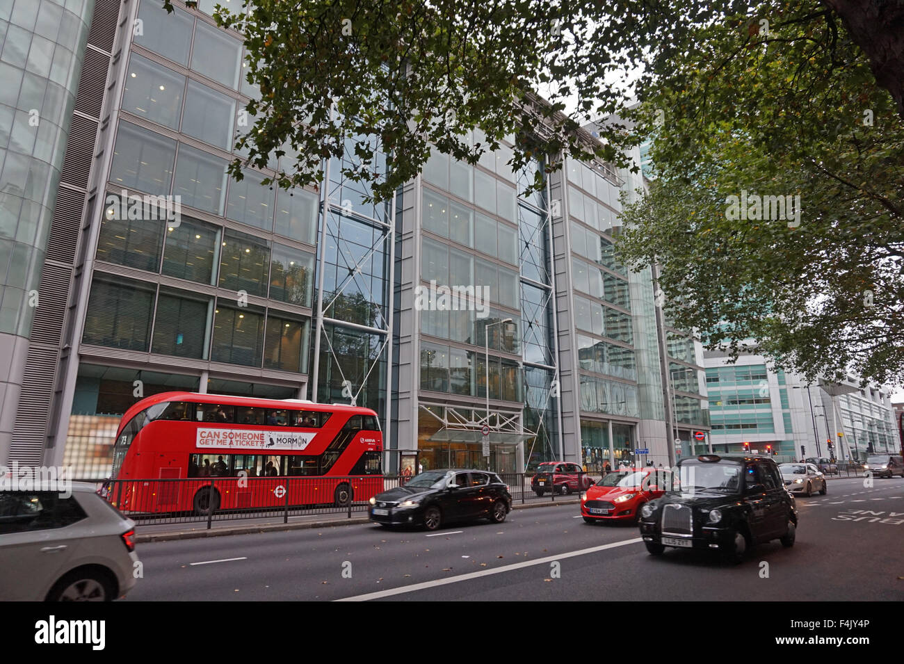 Das äußere des Wellcome Trust Headquarters, Euston Road, London Stockfoto