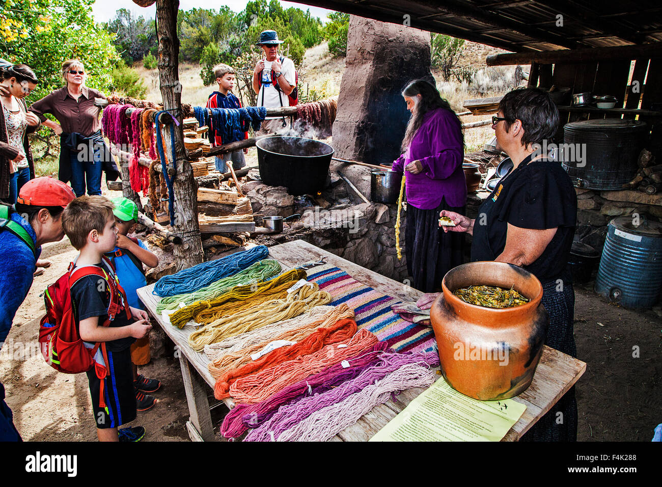 Jedes Jahr am ersten Wochenende im Oktober, das Herbstfest in der historischen Hacienda von Rancho de Las Golondrinas statt. Stockfoto