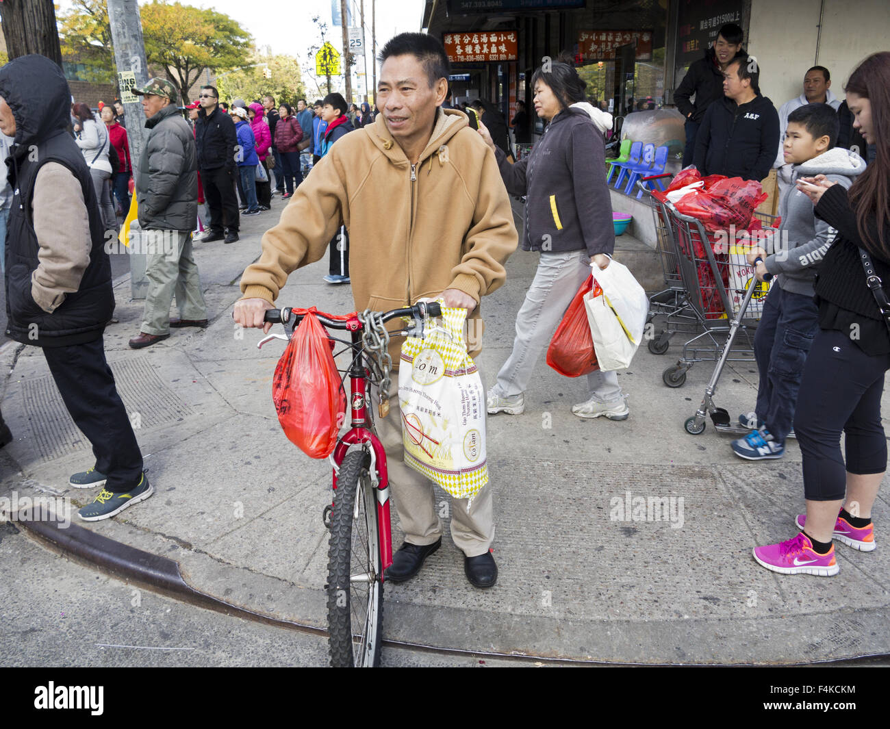 China-Tage-Festival und Laternenumzug in Chinatown in Sunset Park in Brooklyn, NY, Oct.18, 2015. Stockfoto