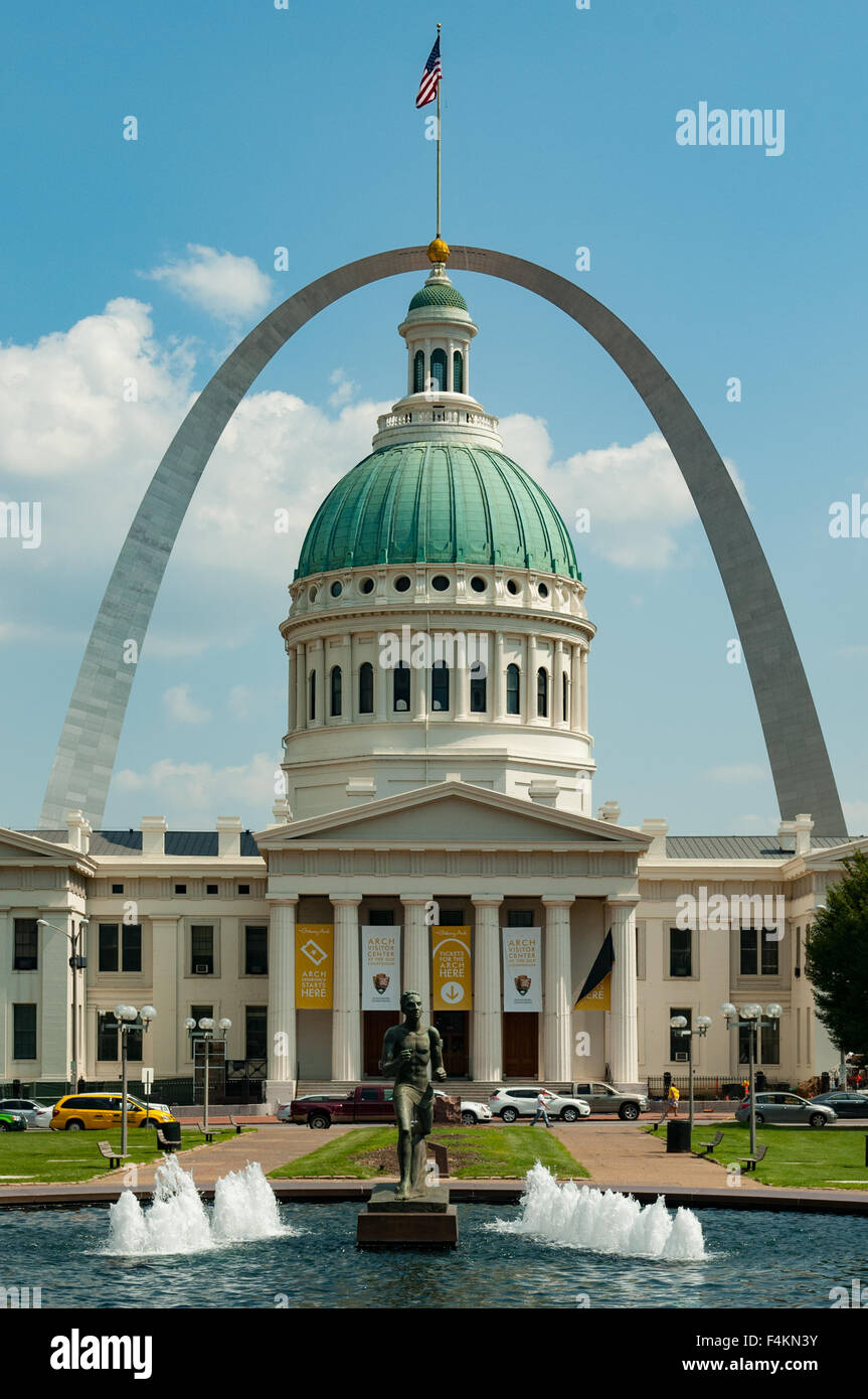 Der Bogen und alten Gerichtsgebäude, St. Louis, Missouri, USA Stockfoto