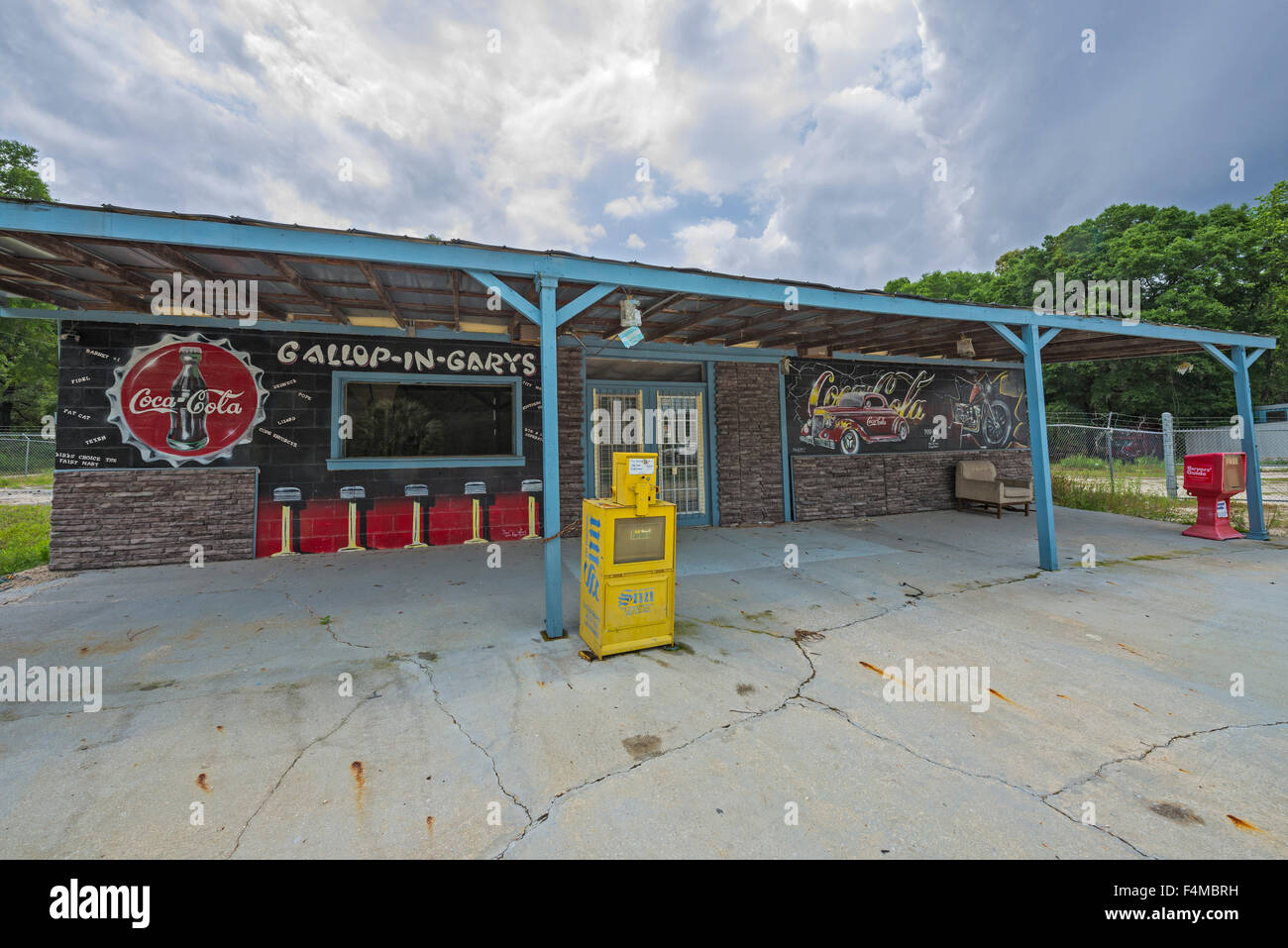 Galopp In Garys ist ein verlassenes am Straßenrand lokal Highway 441 in Nordflorida. Stockfoto